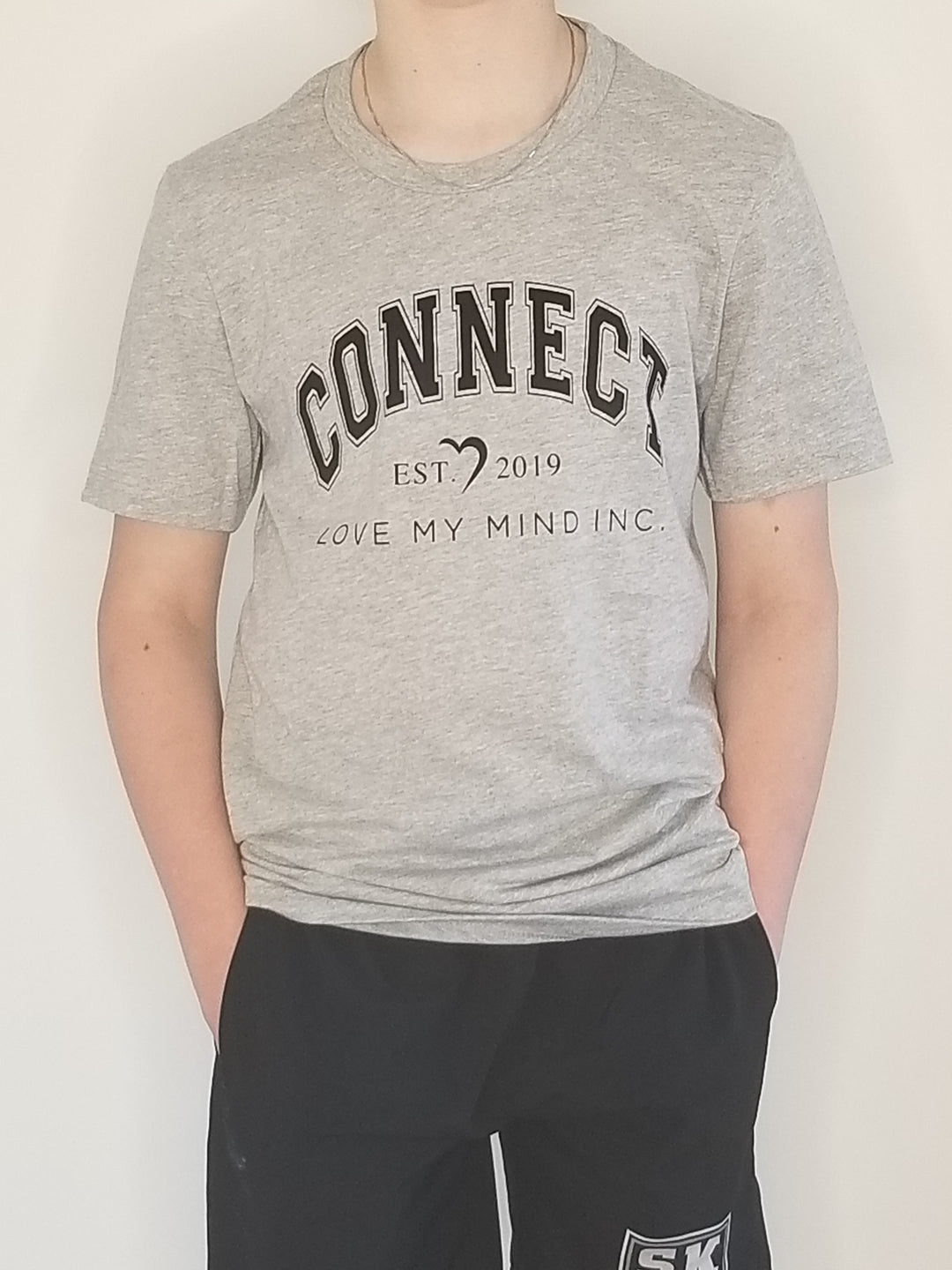 Unisex CONNECT T-shirt - Heather Clay